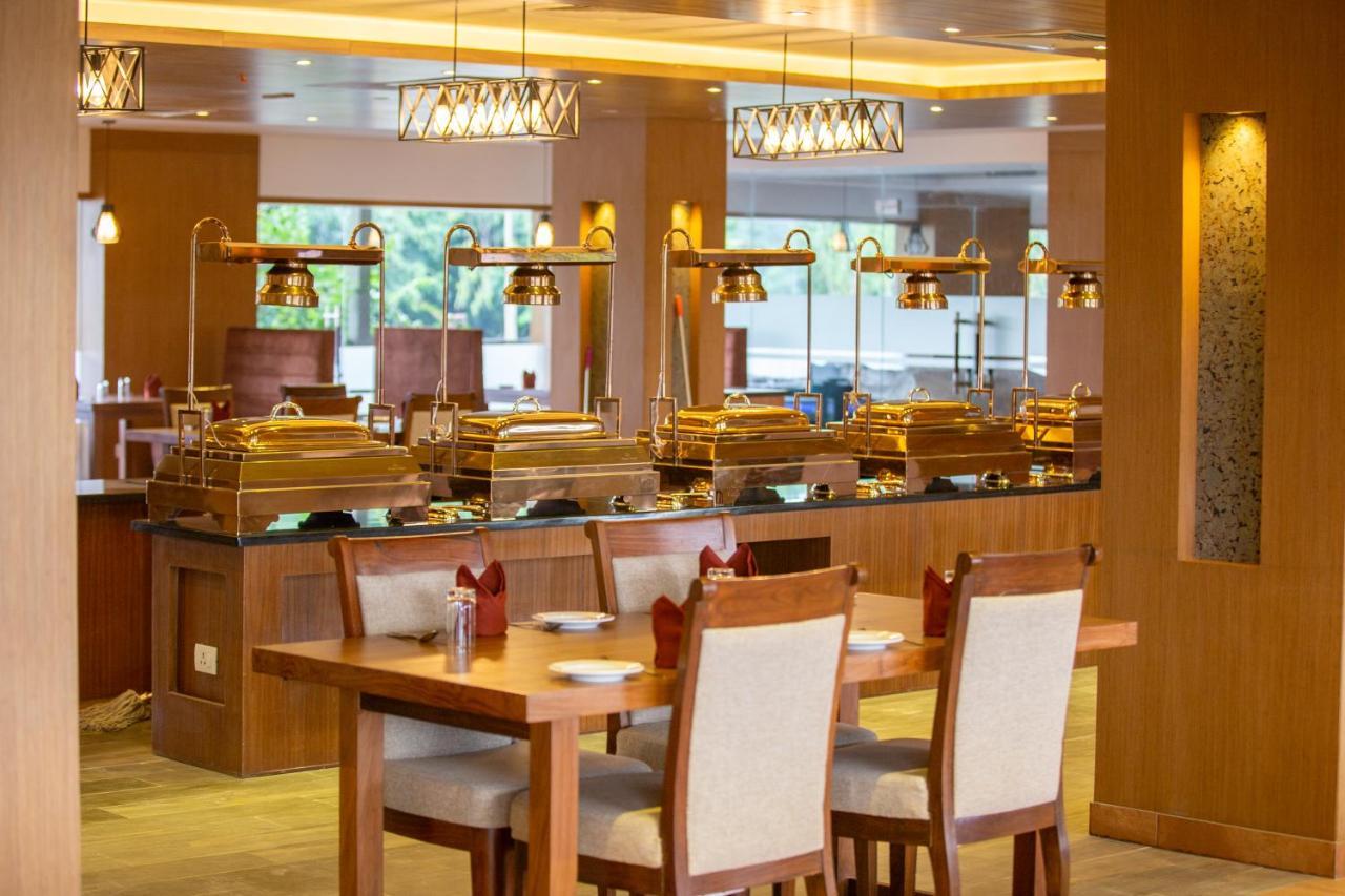 Soaltee Westend Resort Читван Экстерьер фото